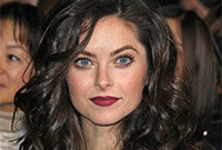 Brooke-lyon-twilight-premiere-makeup-side